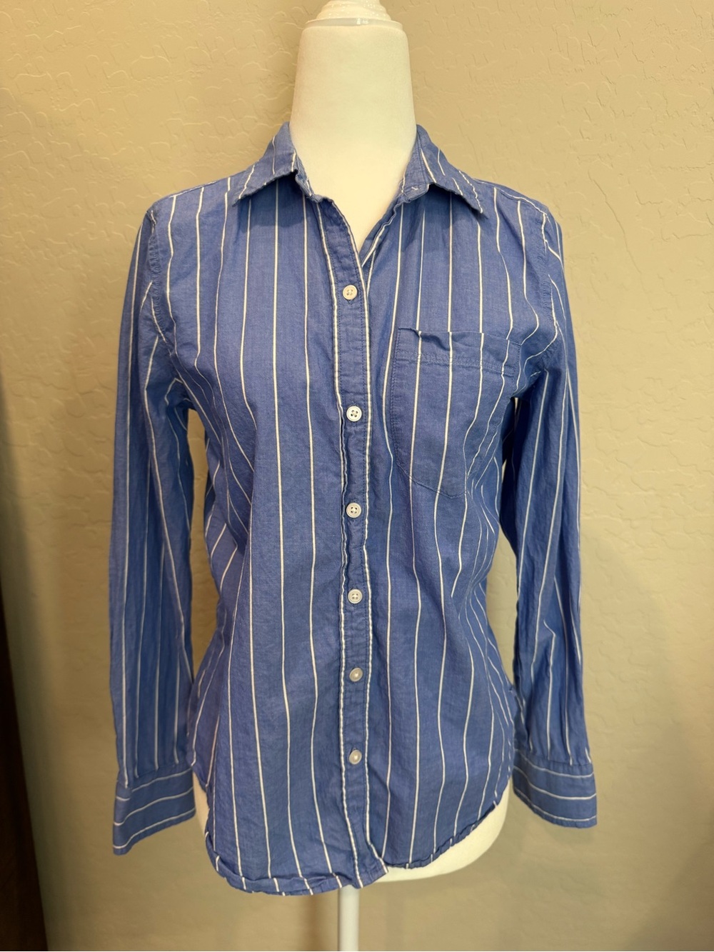 Old Navy Blue and White Striped Button-Down Shirt